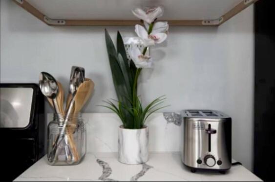 Appartement Charming 2br With Onsite Parking Included
